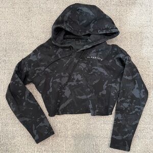 Alphalete Camo crop Hoodie